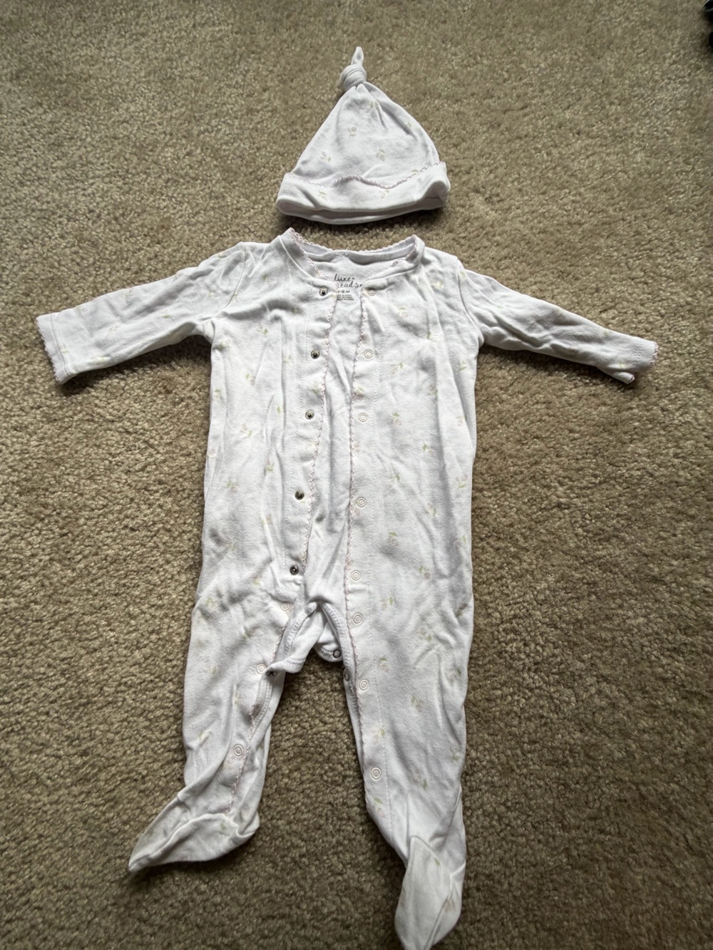 Luxe Cream Footed Sleep Sack with Tiny Star Print